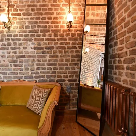 Turkish Hammam 3 Bedroom Historical Flat 3 Ac Apartman