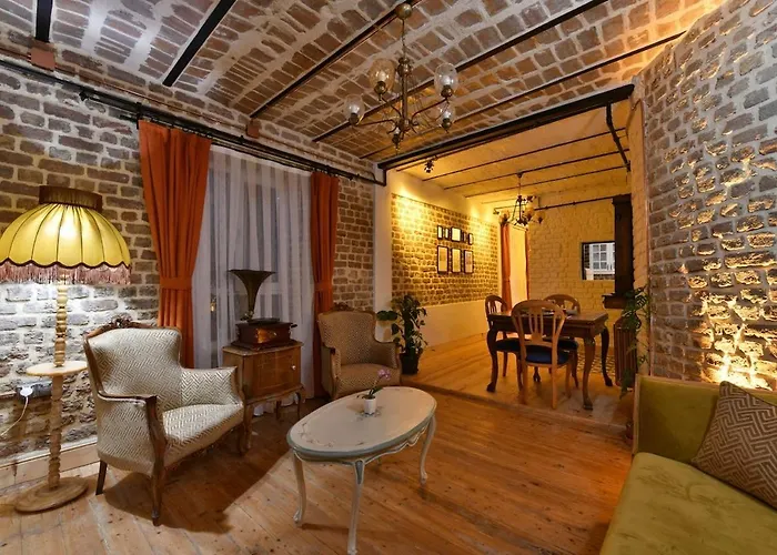 Turkish Hammam 3 Bedroom Historical Flat 3 Ac