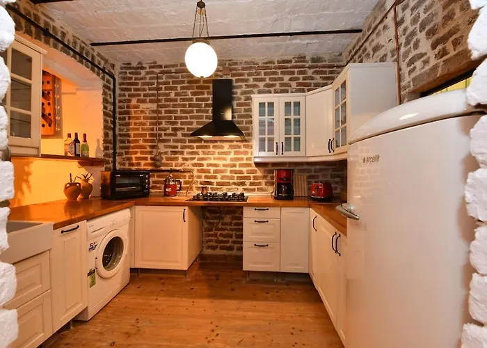 Turkish Hammam 3 Bedroom Historical Flat 3 Ac *