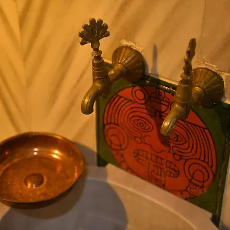 Turkish Hammam 3 Bedroom Historical Flat 3 Ac Istambul